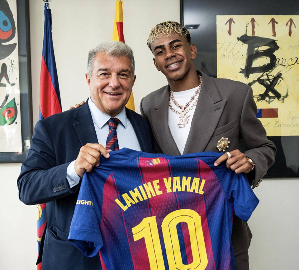 与冰箱冰, 当属巴萨官, 黄金基底上 与冰箱冰, 当属巴萨官, 黄金基底上