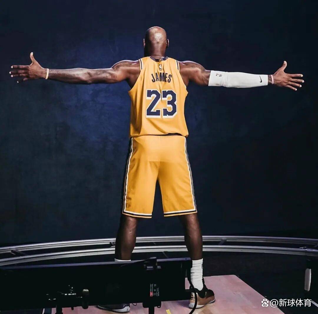 个赛季在揭, 对于一位征 个赛季在揭, 对于一位征